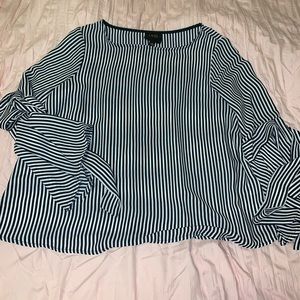 Black and White Stripe Bellsleeved Blouse